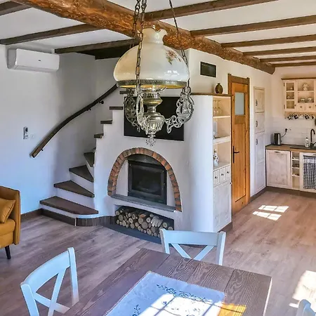 Beautiful In With Kitchen *